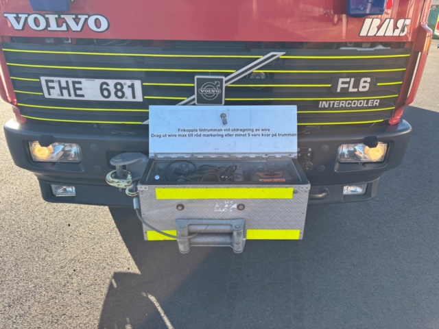 1367992-52 Släckbil - Volvo FL614 (24666km) -1998