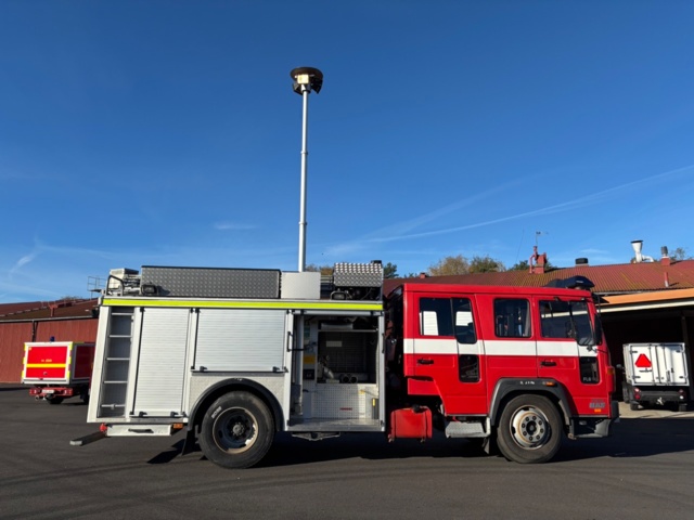 1367992-55 Släckbil - Volvo FL614 (24666km) -1998