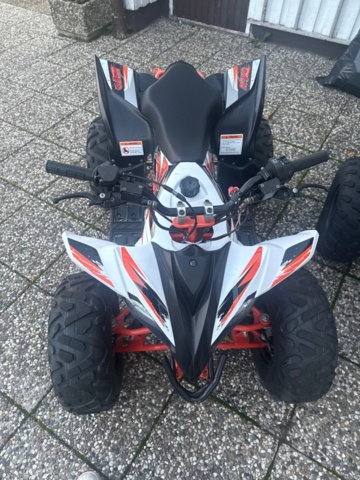 1352516-2 Barnfyrhjuling Kayo AT 110 Predator 110cc