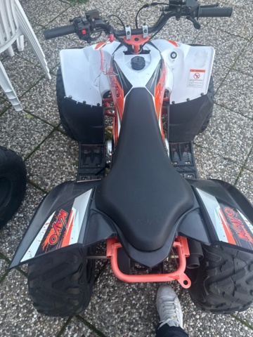 1352516-5 Barnfyrhjuling Kayo AT 110 Predator 110cc