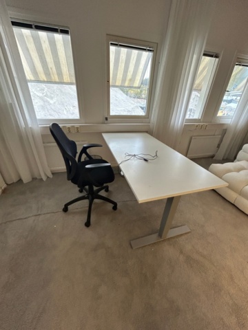 1383315-112 Kontorsmoduler 14 st kompletta med inredning och kontorsutrustning