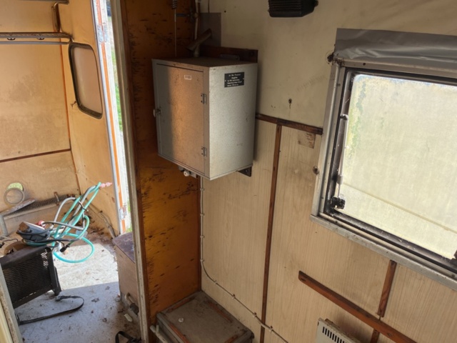 1277262-9 Manskapsbod - Intermittent AB Ellös, -1973 (Reparationsobjekt)