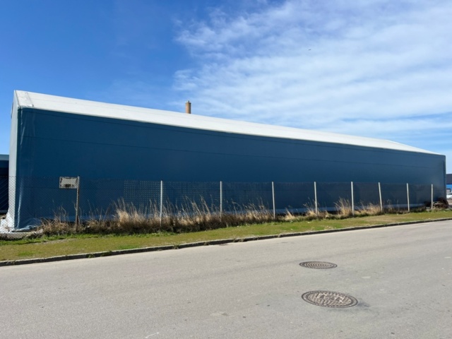 1432793-2 Nedmonterat O.B Wiik Lagertält 420 m²
