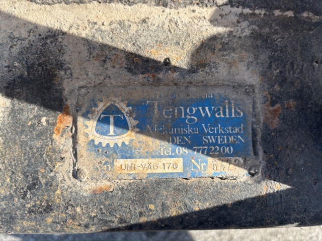 918897-14 Holder P70 - Snöblad, spridare, sopaggergat