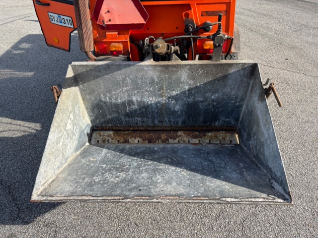 918897-20 Holder P70 - Snöblad, spridare, sopaggergat