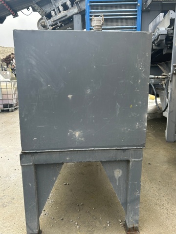 1383326-5 Farm tank 3000 liters - Sondells -2000
