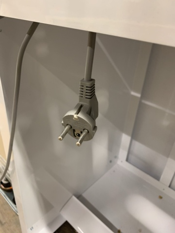 1432768-17 Trinettkök med kylskåp