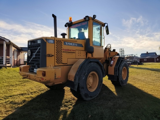 1400929-5 Lastmaskin Volvo L70D -2000