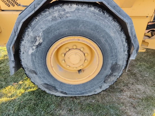 1400929-13 Lastmaskin Volvo L70D -2000