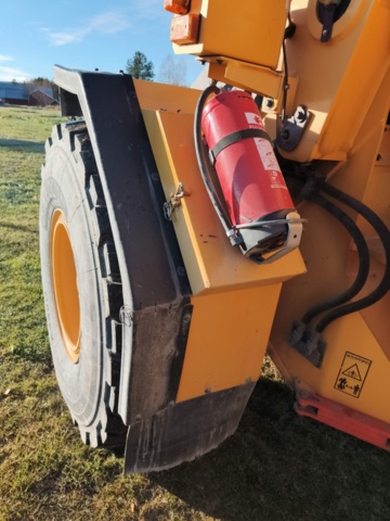 1400929-30 Lastmaskin Volvo L70D -2000