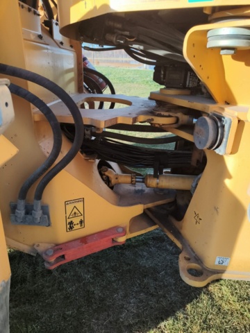 1400929-35 Lastmaskin Volvo L70D -2000