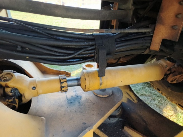 1400929-37 Lastmaskin Volvo L70D -2000