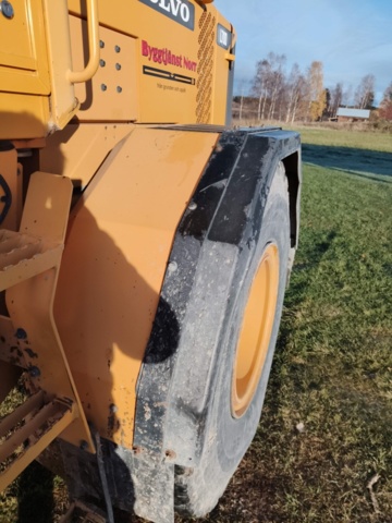 1400929-42 Lastmaskin Volvo L70D -2000