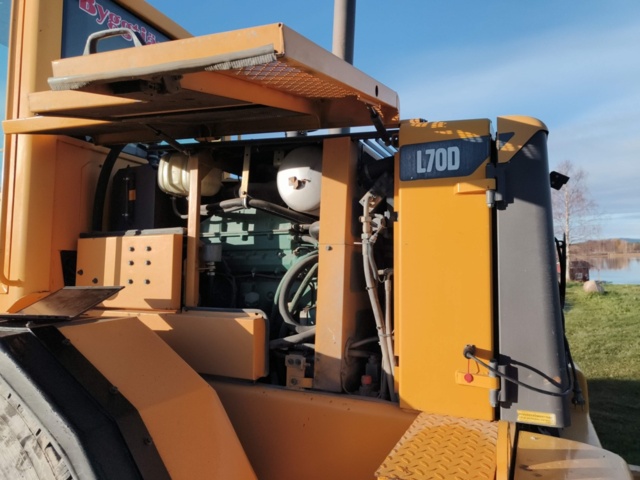 1400929-45 Lastmaskin Volvo L70D -2000