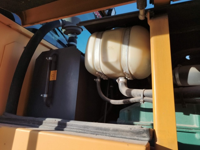 1400929-47 Lastmaskin Volvo L70D -2000