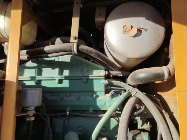 1400929-48 Lastmaskin Volvo L70D -2000