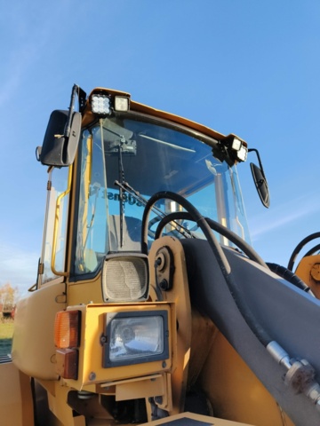 1400929-72 Lastmaskin Volvo L70D -2000