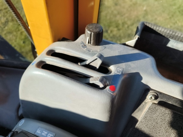 1400929-84 Lastmaskin Volvo L70D -2000