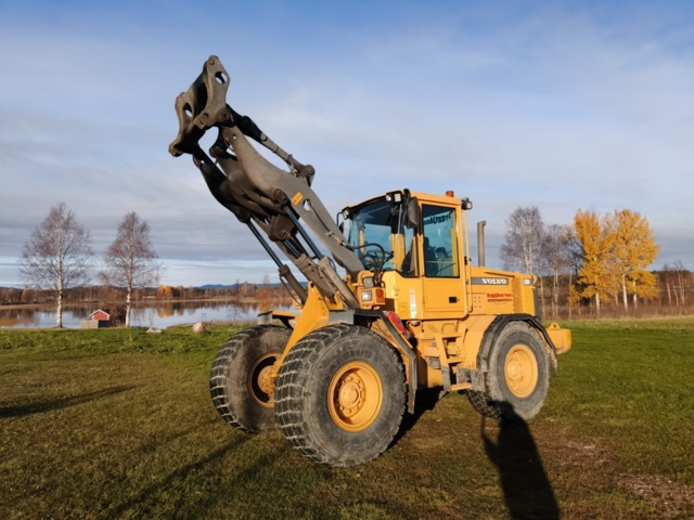 1400929-91 Lastmaskin Volvo L70D -2000