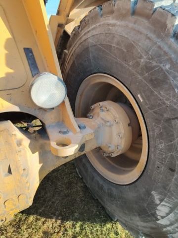 1400929-93 Lastmaskin Volvo L70D -2000