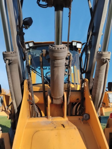 1400929-95 Lastmaskin Volvo L70D -2000