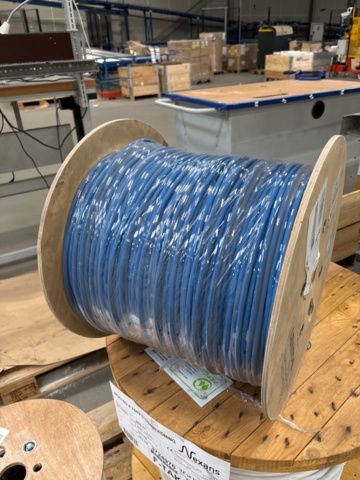 1356802-5 Installationskablar på trumma 3 st - Nexans, Leviton, DK