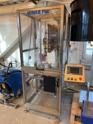 1429852-10 Kapsyleringsmaskin maskin Minab KTL