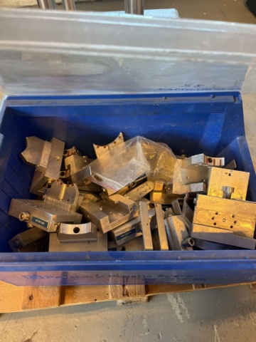 1429852-14 Kapsyleringsmaskin maskin Minab KTL