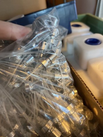 1429853-9 Krympmaskin