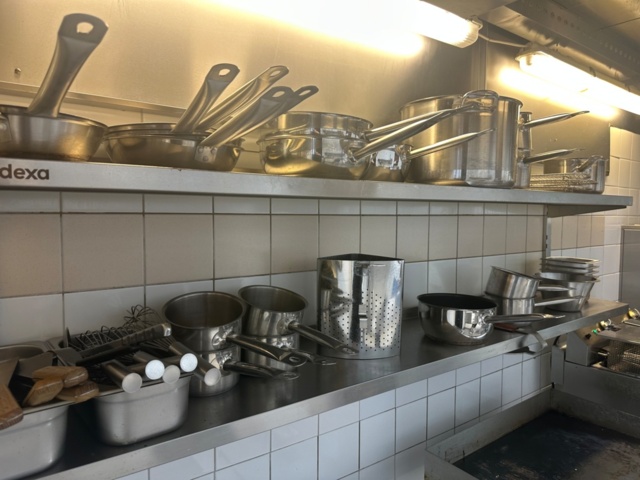 1433197-1 Diverse köksutrustning och tillbehör