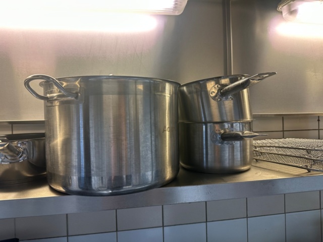 1433197-4 Diverse köksutrustning och tillbehör