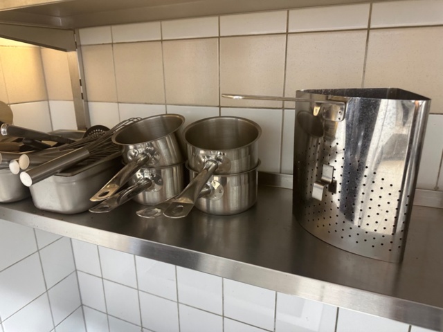 1433197-7 Diverse köksutrustning och tillbehör