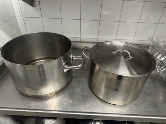 1433197-11 Diverse köksutrustning och tillbehör