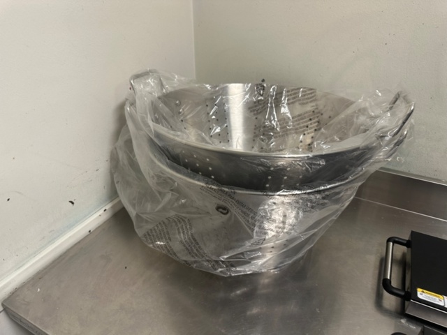 1433197-13 Diverse köksutrustning och tillbehör