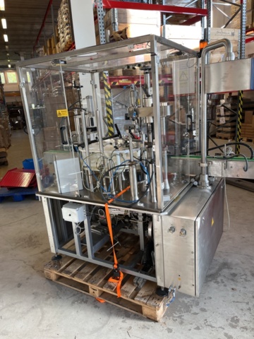 1429854-12 Kapsyleringsmaskin