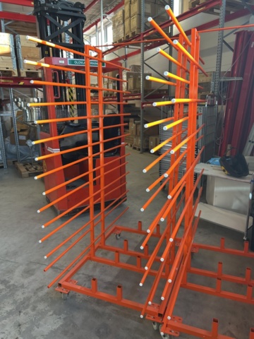 1429918-2 Torkställ / avställningsställ på hjul