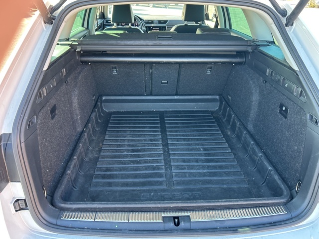 1423354-25 Škoda Superb Kombi 2.0 TDI 4x4 DSG Sekventiell, 200hk, 2021