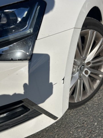 1423354-43 Škoda Superb Kombi 2.0 TDI 4x4 DSG Sekventiell, 200hk, 2021