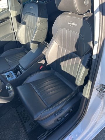 1423354-20 Škoda Superb Kombi 2.0 TDI 4x4 DSG Sekventiell, 200hk, 2021