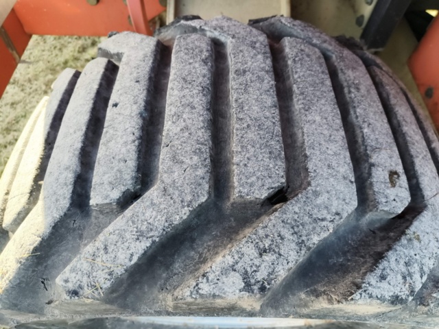 1400949-9 Saxlyft JLG 3394RT -2002