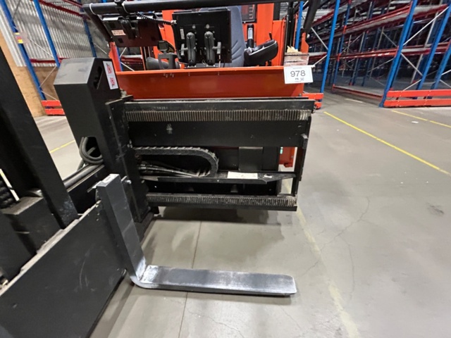 1388978-16 Smalgångstruck med förarplats - Toyota BT Vector ,VCE100, -2018