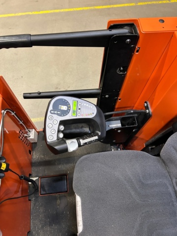 1388978-20 Smalgångstruck med förarplats - Toyota BT Vector ,VCE100, -2018