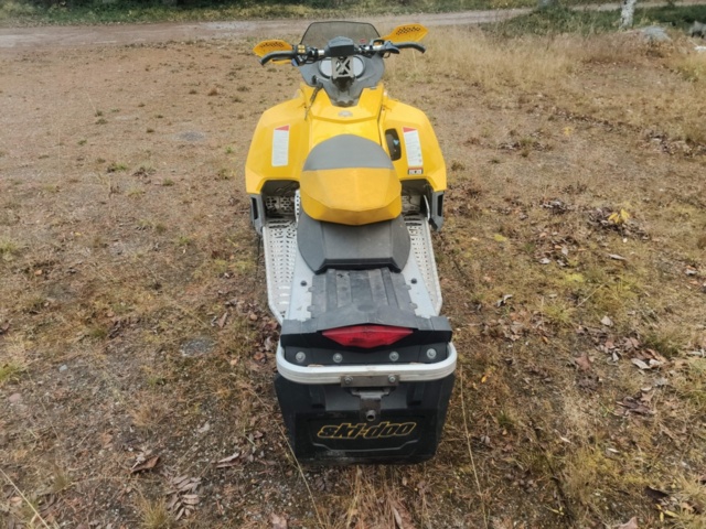 1400962-5 Ski-Doo MXZ 1200 -2009