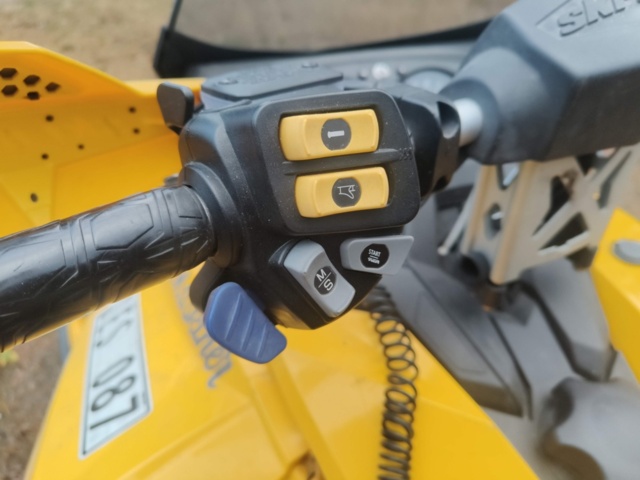 1400962-20 Ski-Doo MXZ 1200 -2009