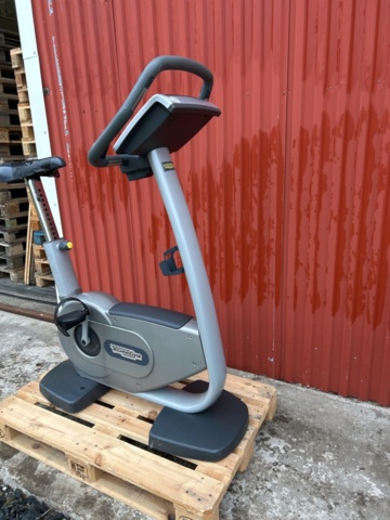 1427433-6 Motionscykel – Technogym