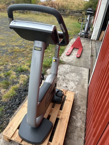 1427433-7 Motionscykel – Technogym