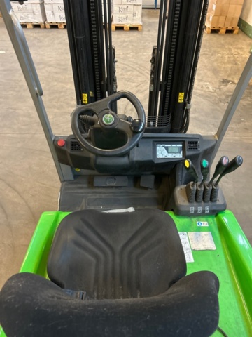 1368195-9 Motviktstruck - Cesab B 315