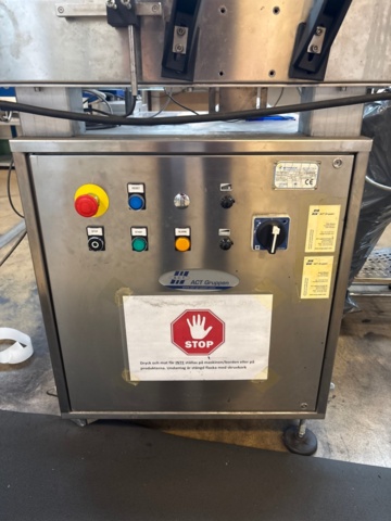 1368157-3 Etiketteringsmaskin med bandtransportörer - Etipack Sistema 1 -2010