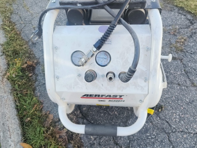 1400963-4 Kompressor Aerfast AC32024