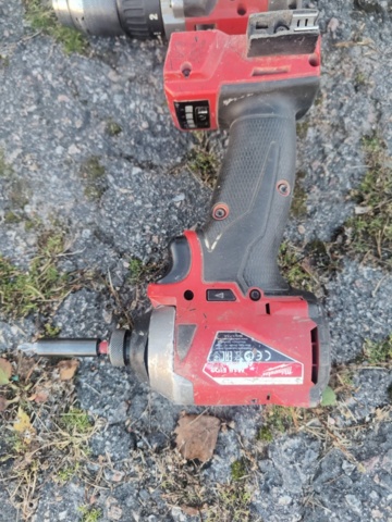 1400964-11 Milwaukke paket